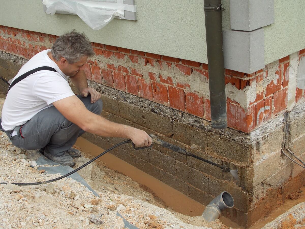 Featured image for “Nepravilna sanacija starejše stavbe in pojav novih težav”